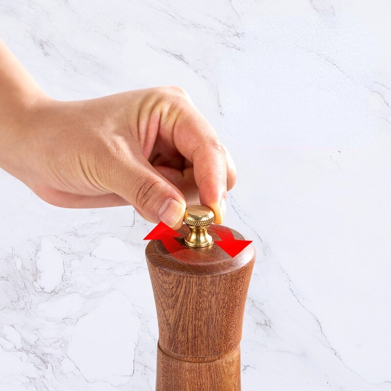 Solid Wood Pepper Grinder Kitchen Household Manual Pepper Powder Black Pepper Mill Grinder Bottle Seasoning Jar Spice Grinder