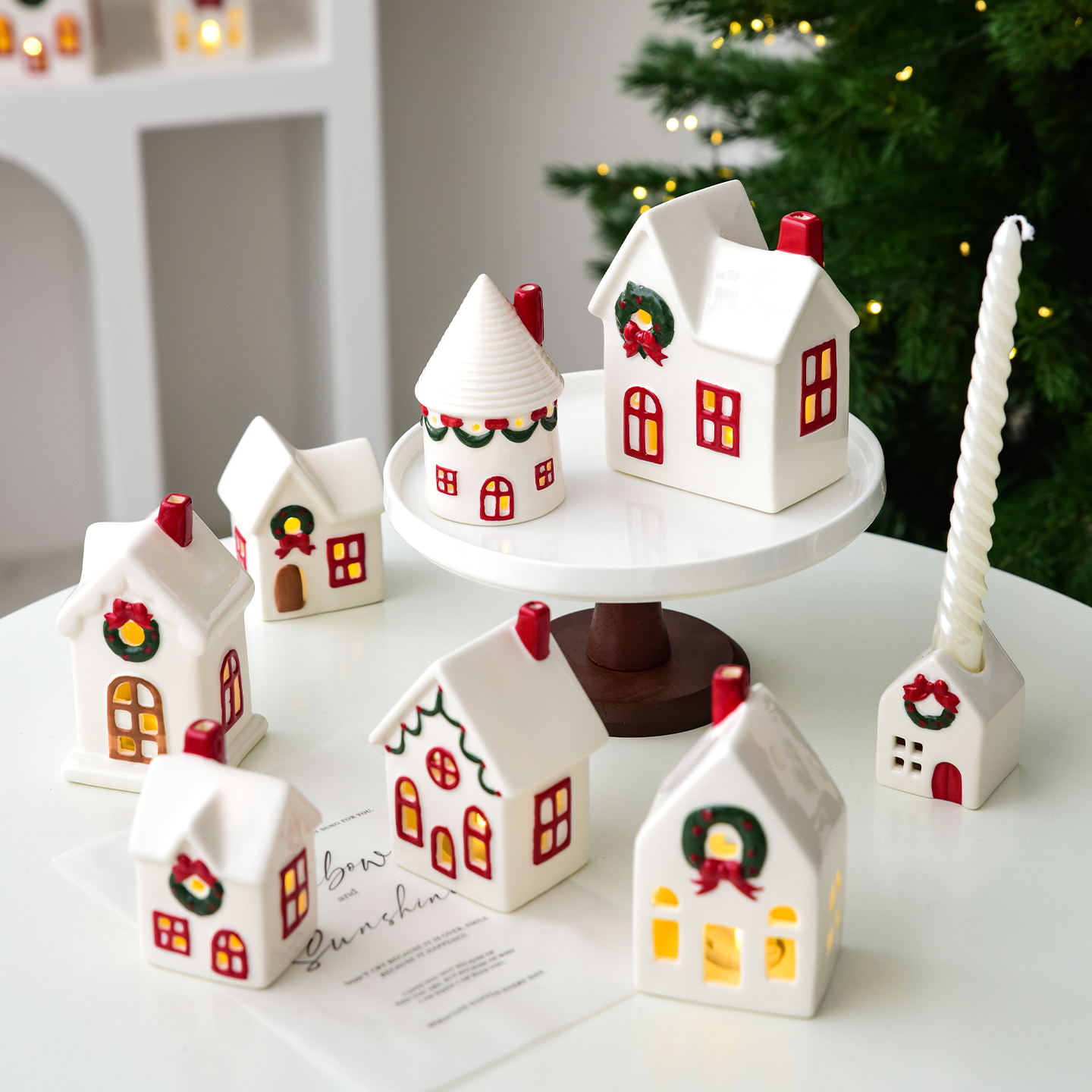 Christmas Decorations Exquisite Ceramic Glowing Little House Set Tabletop Ornaments Create Party Decorations