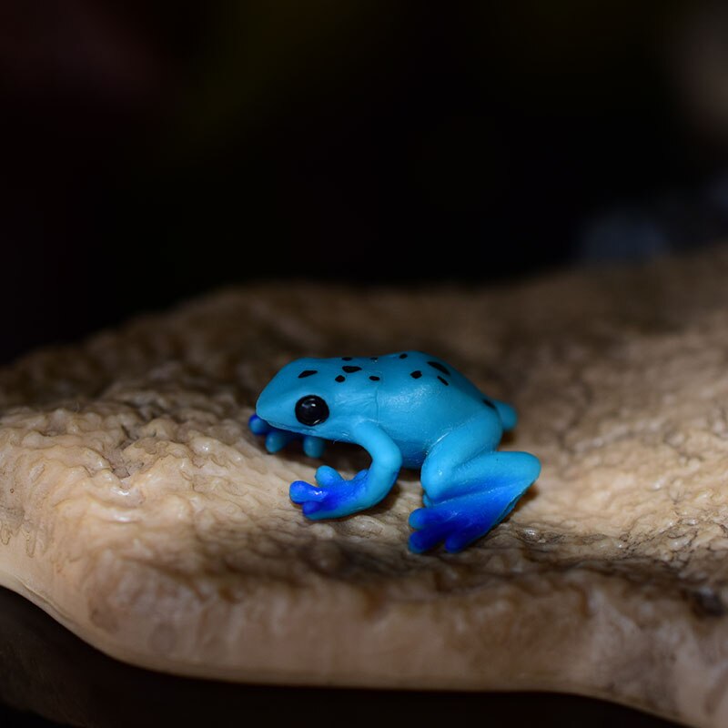 Miniatuur Oceanen Diermodel Schildpad Alligator Walvis Haai Dolfijn Pinguïn Clownfish Kikker Zee Wereld Mini Figurine Decor Speelgoed