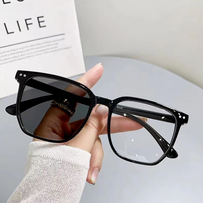 Photochromic Myopia Glasses Man Woman Square Anti Blue Light Finished Prescription Eyewear Ultralights Retro Glasses: Beige / +300
