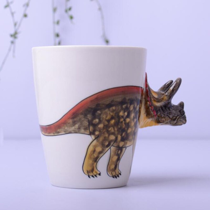 Tasse en céramique 400ml animaux de dessin animé tasse à café et lait tasse de couleur peinte à la main 3d animaux bureau maison enfant tasse: Tricératops
