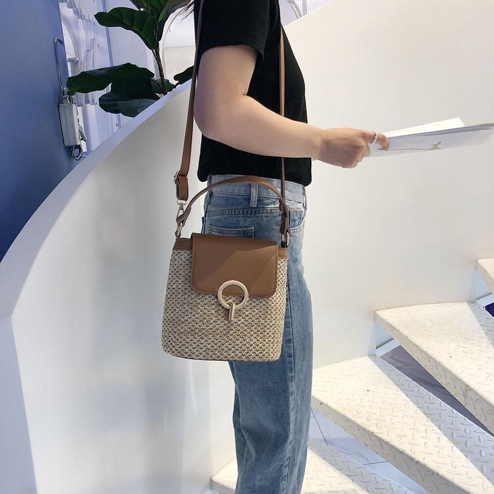 Women Straw Weave Shoulder Bags for Women Summer Bucket Handbags Summer Beach Totes Travel Shoulder chain Bags