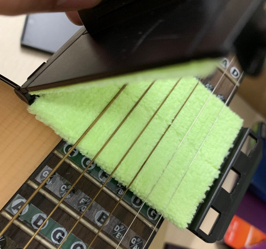 2022 Guitar string wiper Fingerboard string rust cleaner String sweat-proof rust-proof dust: decontamination