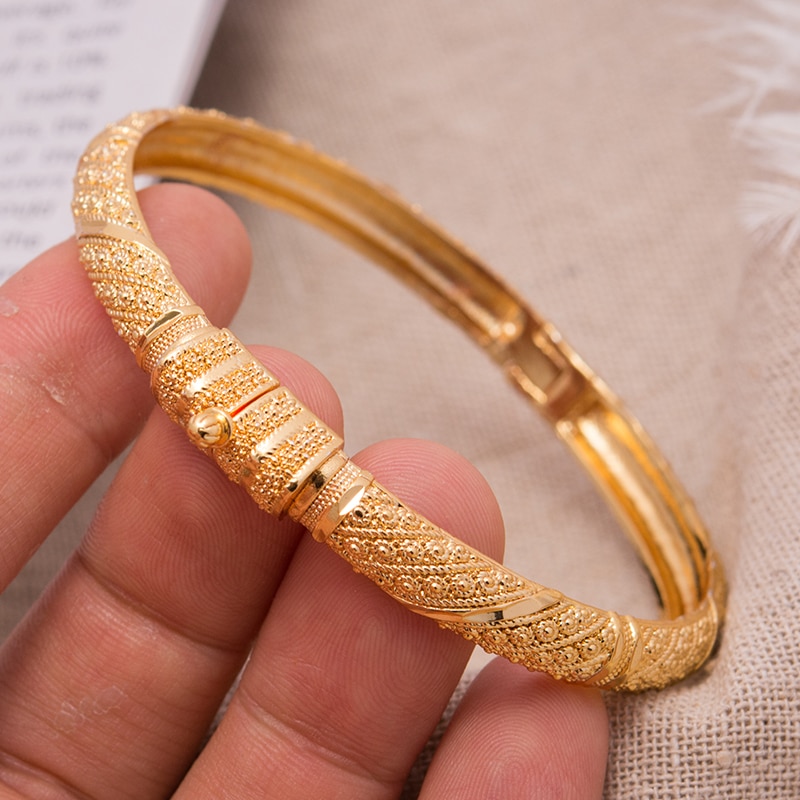 4 unids/lote 24K Dubái Crown Cuff Color oro brazalete pulsera de puede abrir mujeres hombre joyería cobre gran anillo brazalete joyería