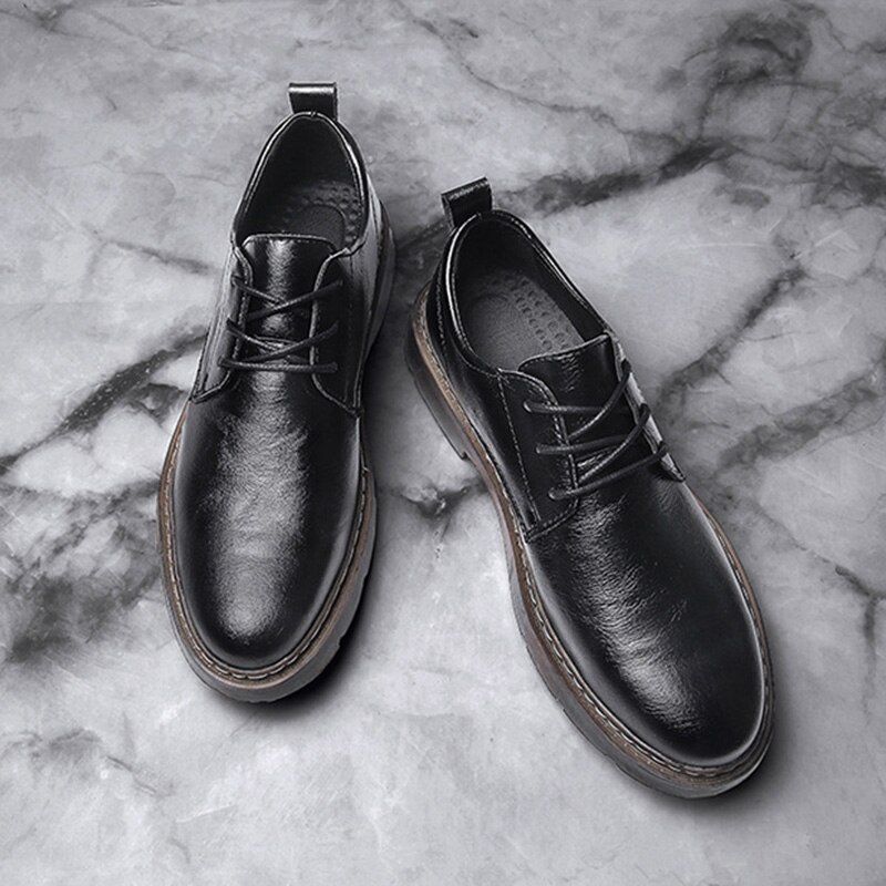 Brogues skor män skor svart läder män fritidsskor märke manliga affärsskor tjock sula halkfri  ka2712