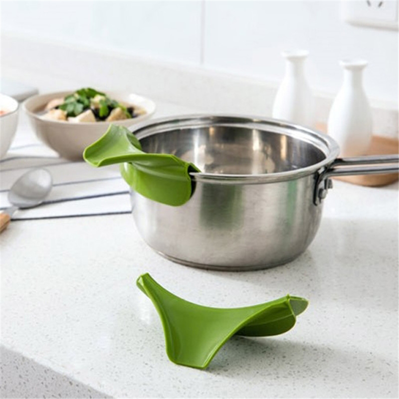 Kitchen Anti-spill Funnel Multi-function Silicone Slip On Pour Soup Spout Funnel for Pots Pans Bowls Jars Kitchen Tools