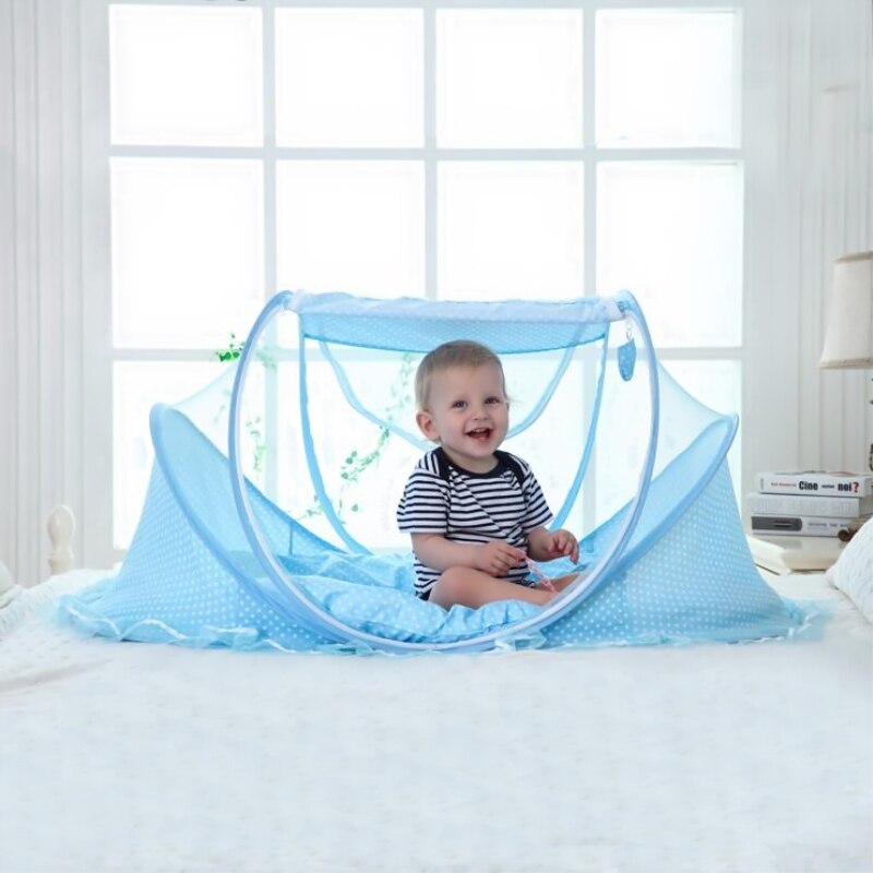 Goedkoopste schattige babywieg 4 stuks draagbare comfortabele babymatras met verzegeld klamboe babyklamboe