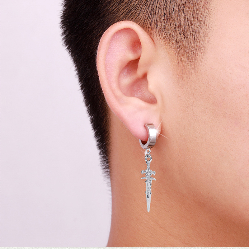 Pendientes de daga de Color negro y plateado para hombre, pendientes de aro con calavera y hoja de espada de acero inoxidable, joyería de tatuaje de roca a la
