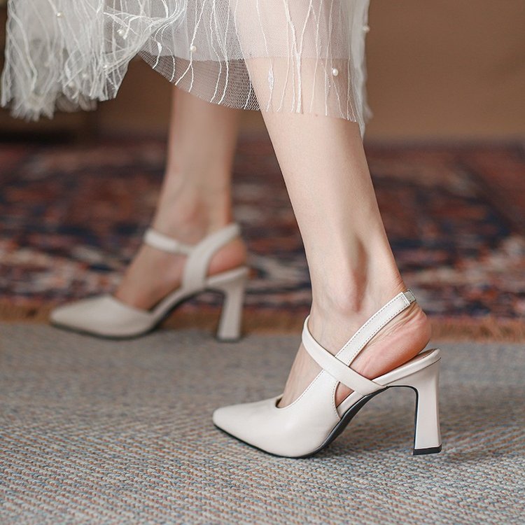 Sandalen Vrouwen Midden Hakken Zomer Wilde Chunky Hakken Enkel-Strap Pumps Gesloten Teen Terug Lege Sandalen Vrouwen: Beige / 39