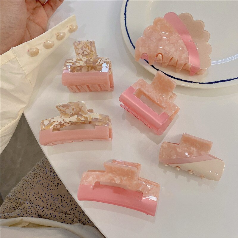 AOMU Sweet Romantic Pink Acrylic Hollow Square Hairpin Smooth Irregular Geometric Splicing Floral Hair Claw for Women Jewelry