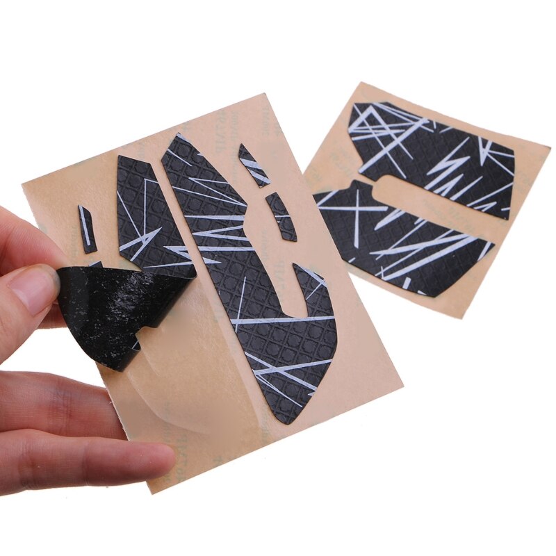 Schwarze maushaut, rutschfeste gummibänder, verfeinerte seitengriffe für razer viper maus, superleichte, schweißabweisende mauspads