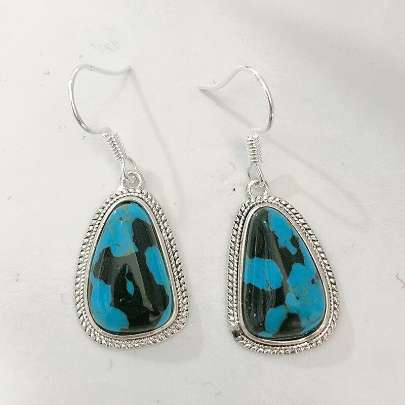 Big Vintage Eye Shape Synthetic Turquoises Earrings for Women Antique Silver Plated Jewelry Earring To Girlfriend