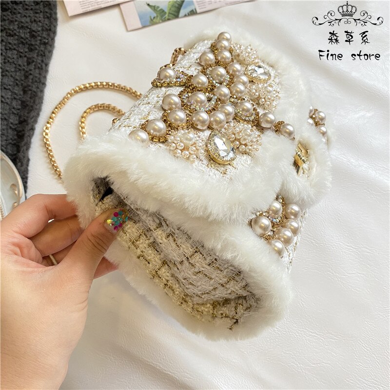 Luxus Perlen Pelz Umhängetaschen für Frauen Winter Handtaschen Bling Strass Diamant Damen Abend Party Mini Tasche