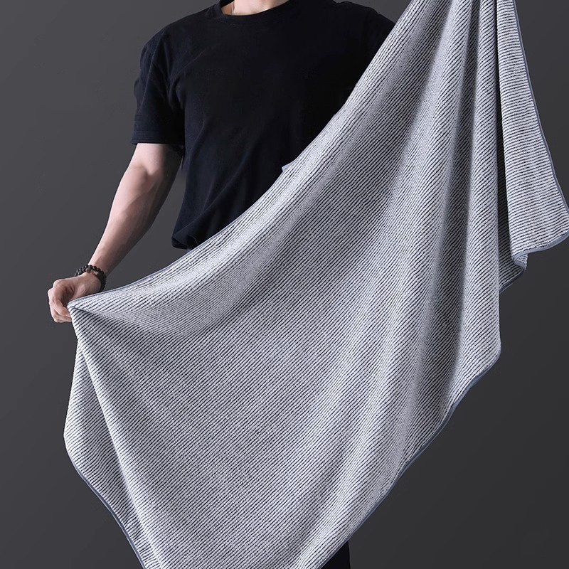 Toalla de baño gruesa de fibra de terciopelo coral de carbón de bambú de , Toalla de baño súper absorbente y de secado rápido, uso en el baño