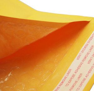 100pcs Yellow Kraft Bubble Wrap Bags Envelope 11*13CM
