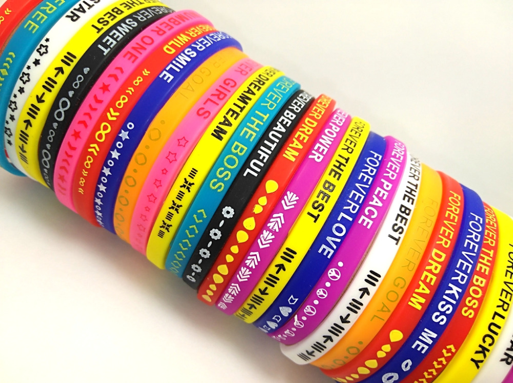20pcs Party bag fillers Lovely Top Mixed Girls Women Beautiful Silicone Bracelets Children Amazing Wristbands Xmas