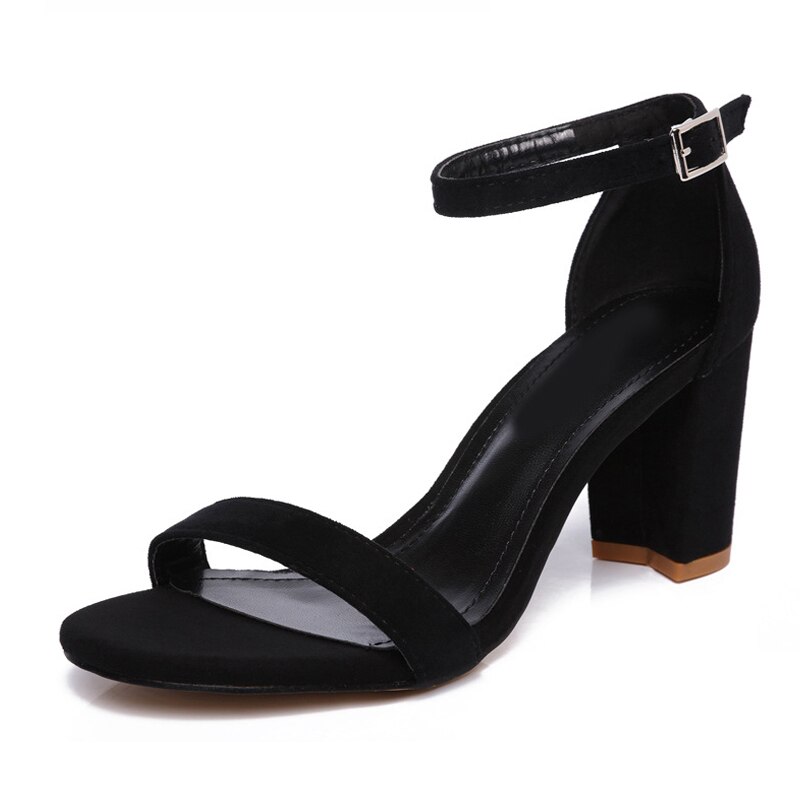 Mcckle chunky heel dam ankelrem gladiator sandaler dam sommarskor kvinnliga sandilas täcka häl flock festskor: Svart / 8.5