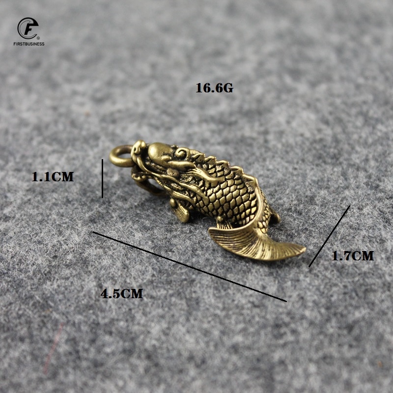 Vintage koppar drake karp figurer bilnyckelring hänge retro mässing kinesisk prydnad heminredning tillbehör