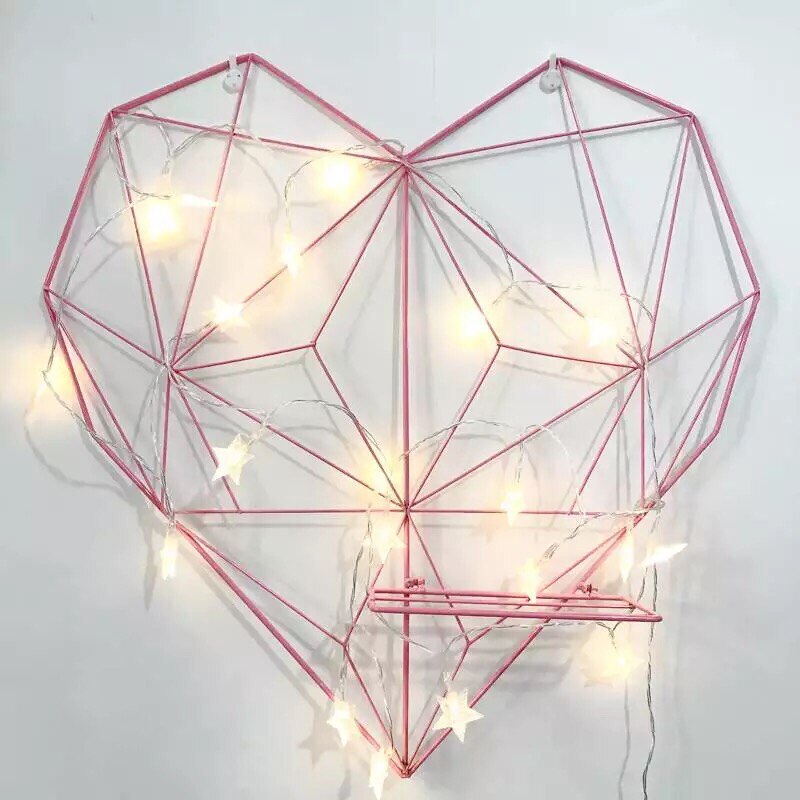 Corazón de Metal de amor rejilla de malla Panel Decoración habitación DIY Pared de fotos arte hierro Display con 10 Clips y 4 ganchos Multi organizador de fotos