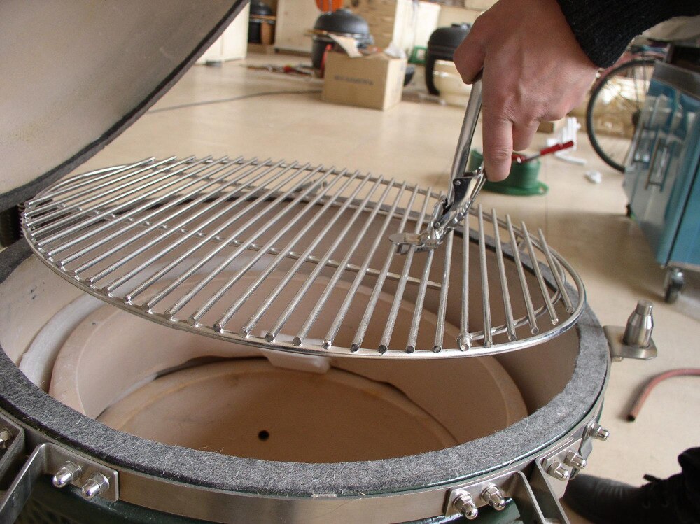 Stegenet klip kamado værktøj kamado tilbehør bbq grill reservedele no.au-bg størrelse :19.5*4.5*3.0cm til 16 " /18 " /21 " /23.5 " kamado