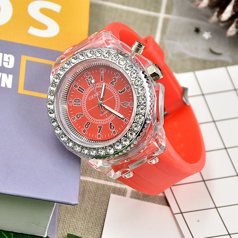 Luminous Quartz Watch for Women Personality Rhinestone Led Geneva Male and Female Students Couple Jelly Wrist Watches: Red