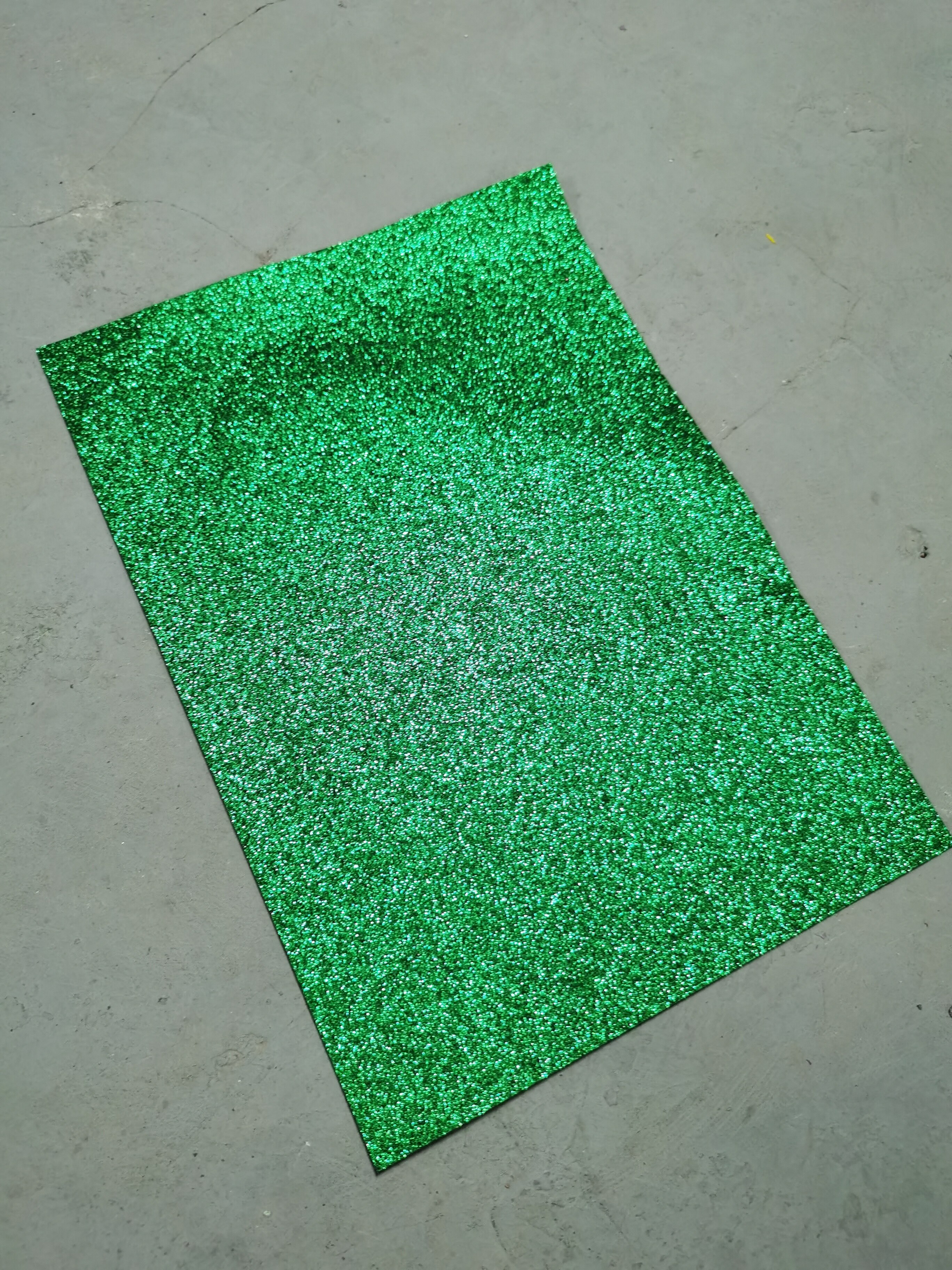 Glitterfilt ikke-vævet 1 stykke superblødt stof 1.2mm tykkelse kludfilt diy bundt til syning af dukker håndværk gratis skib: Grøn