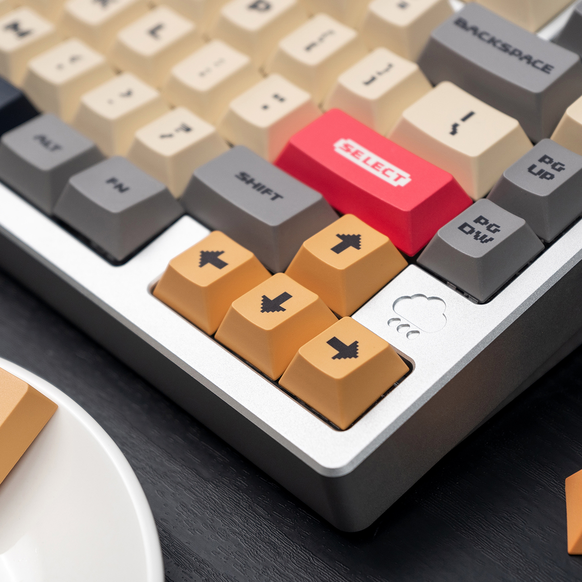 Retro pixel Art Yellow Keycaps 152 Keys PBT Cherry Profile Dye-Sublimation keycaps set For Mx Mechanical Gaming Keyboard