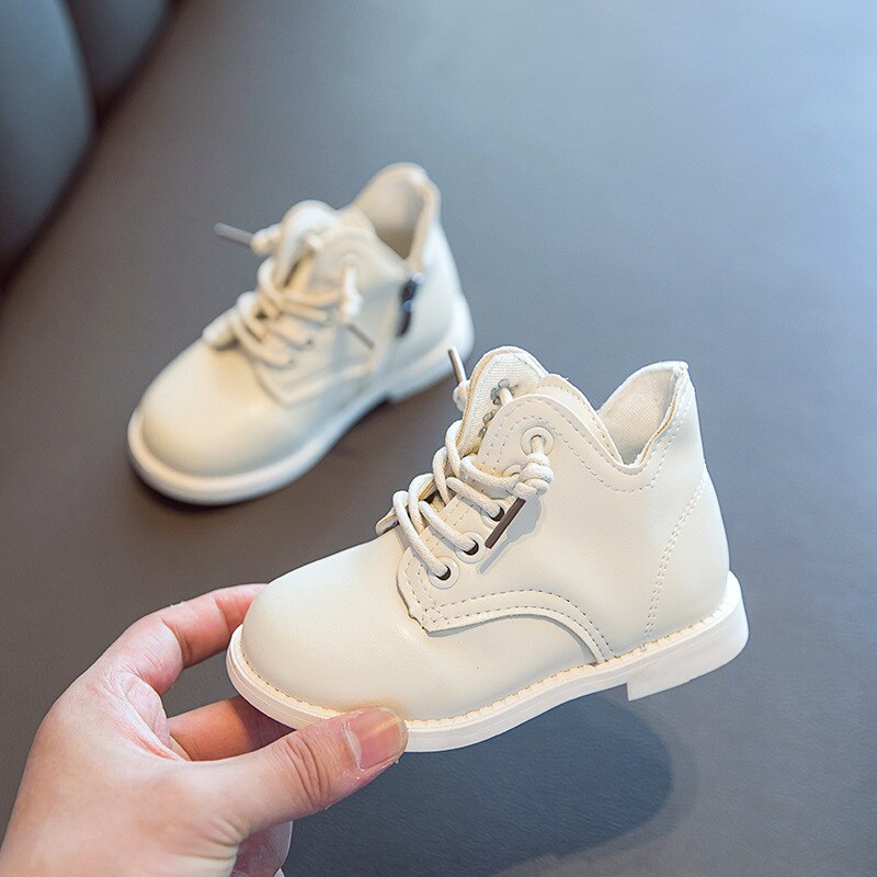 Botas Martin cómodas y versátiles para niño y niña, botas cortas de suela suave para bebé de 2 a 6 años, novedad de otoño,: Beige / 8 (Insole 14.5cm)