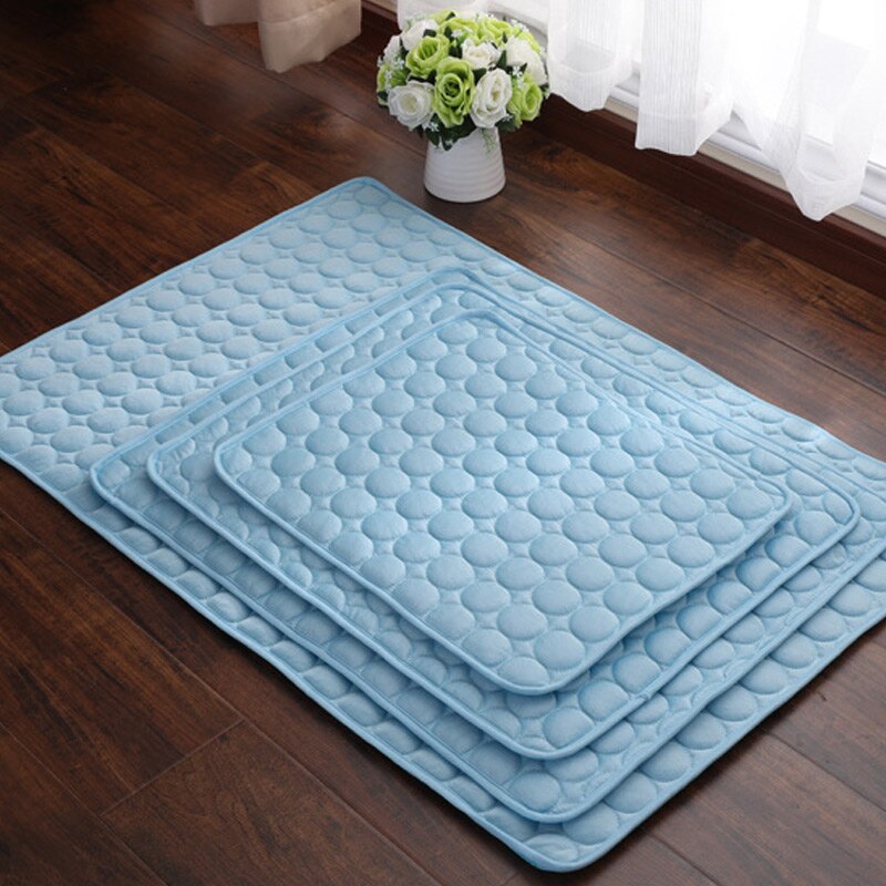 Colchoneta de refrigeración para perros caseta de CAWAYI, colchón de hielo para mascotas, colchoneta fresca para mascotas, cama de verano para gatos, colchoneta de refrigeración de seda fría para perros: Azul / 63x50 cm