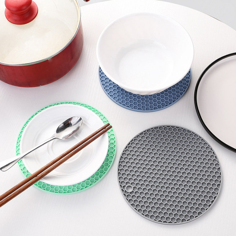 18 cm Ronde Siliconen Mat Coaster Food Grade Materiaal Placemat antislip Tafelmat Keuken Accessoires Gadgets Ronde Cup mat