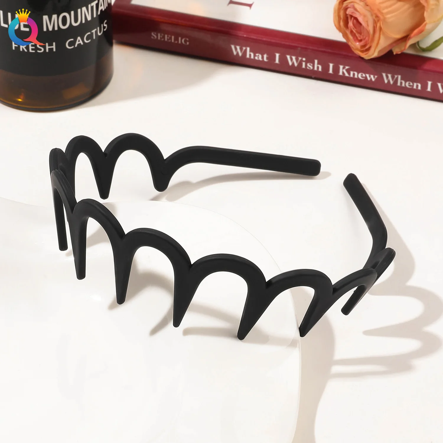 Diademas onduladas a la para mujer, bandas para el cabello antideslizantes dentadas de Color sólido, diademas deportivas para lavado de cara para niña, accesorios para el cabello