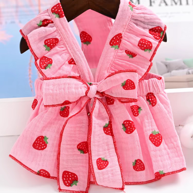 Vestido de verão para cachorro, saia fofa com estampa de morango e laço, vestido de princesa para gato, chihuahua yorkie, saias doces, fantasia de cachorro, roupas para animais de estimação: S / Rosa
