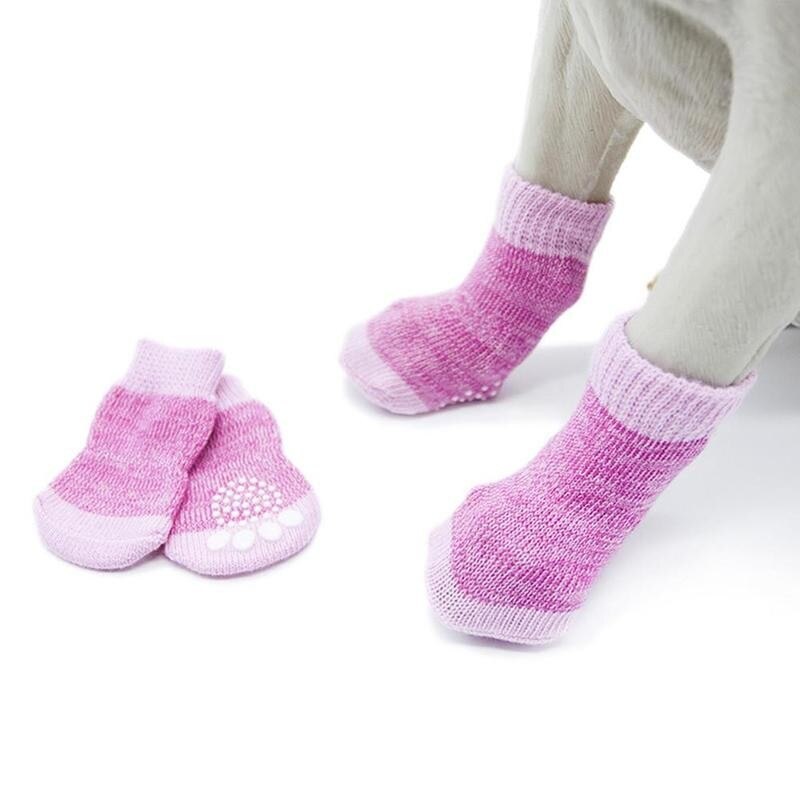4 sokken  in 1 set antislip huisdier hond kat gebreide sokken roze schoenen dragen beschermer chihuahua poot voor de winter binnen op slip laarzen  w5 j 9