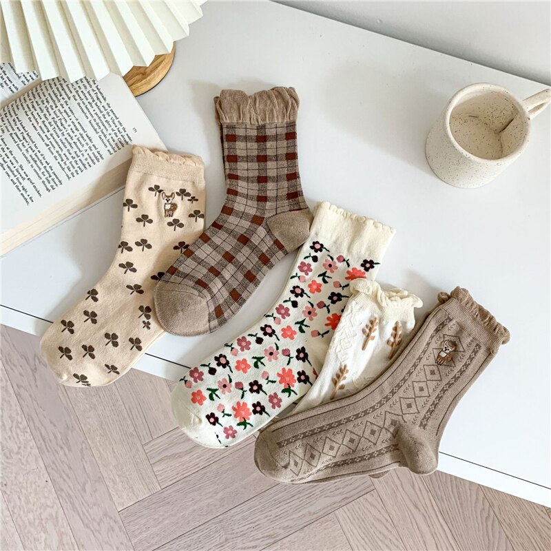 Talvi kevät pieni kukka retro sukat naisten putkisukat paksunnetut lämpimät villasukat etniseen tyyliin vihreät kasasukat