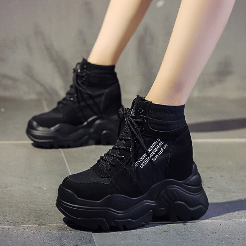 Botas de otoño para mujer, zapatillas de plataforma alta de 12CM, botines de aumento de altura, suela gruesa, zapatos de lona transpirables, novedad de