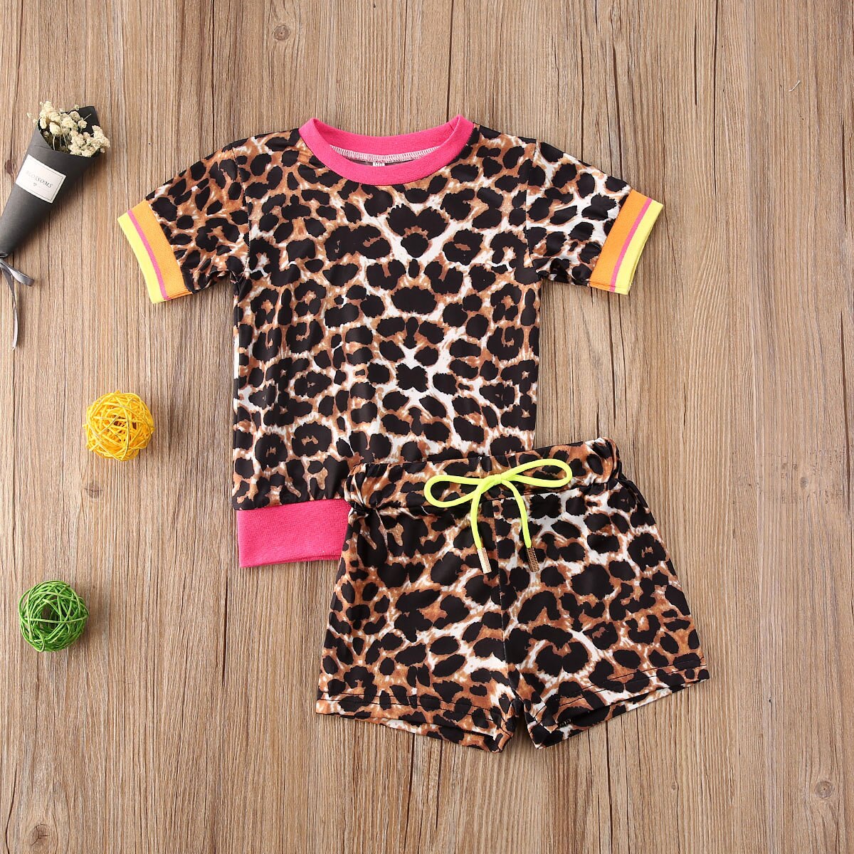 Sommer småbarn barn baby jenter klessett leopardprint kortermede t-skjorter topper+shorts 2 stk: 1-2y