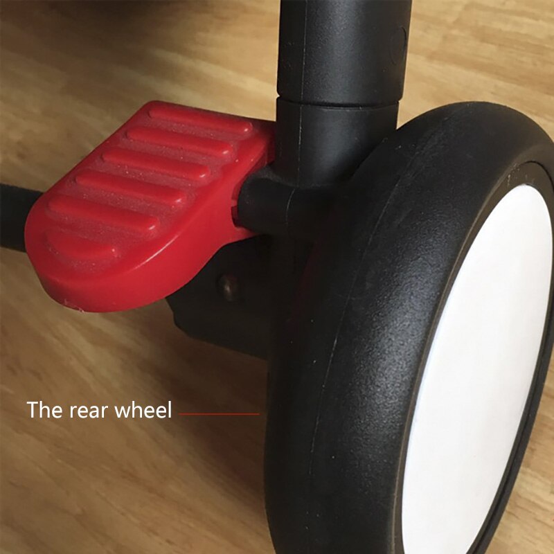 Tilbehør til barnevognhjul kan dreje bageste klapvognhjul for at udskifte barnevognhjul tilbehør til barnevogn