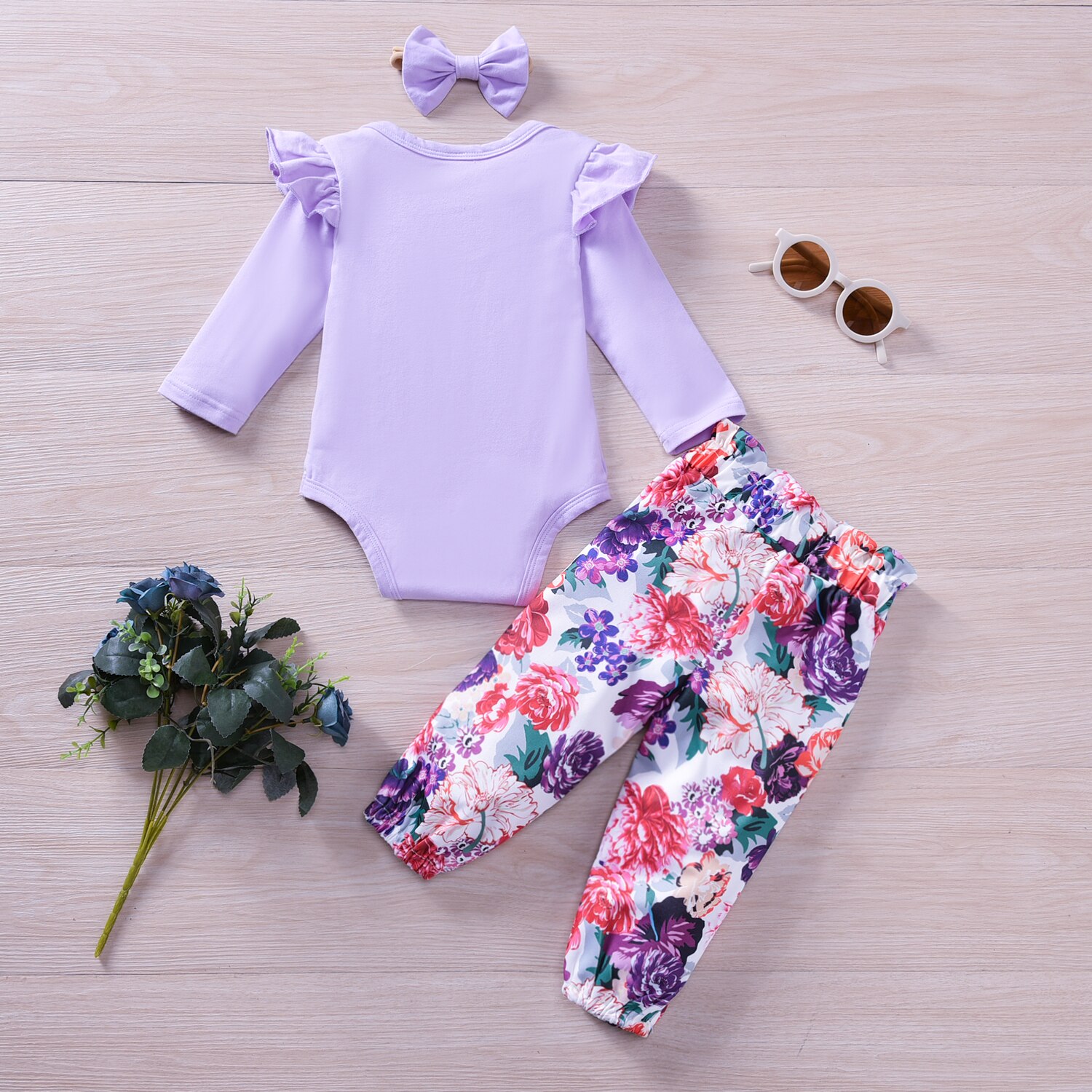 3 -teiliges herbst-Baby-mädchen-einstellen: strampler mit buchstabenmuster, oberteil, geblümter Schlauch, stirnband, lässiges baumwoll-Outfit