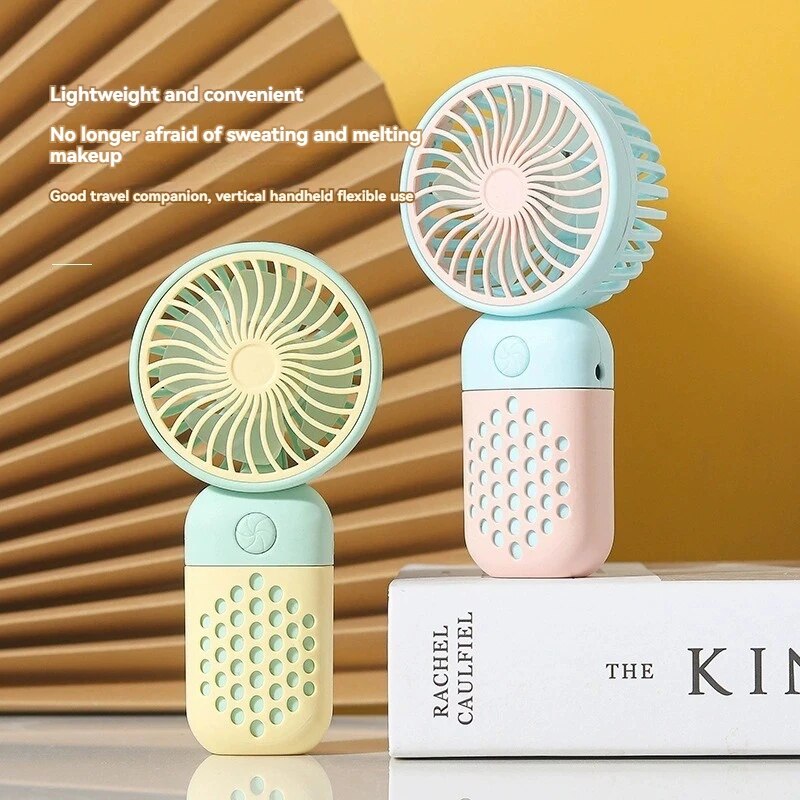2025 draagbare oplaadventilator Cartoon schattige kleine student Opladen kleine ventilator Draagbare mini-USB-ventilator Mini-zak
