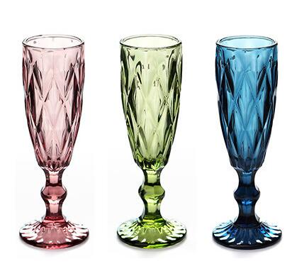 150ml sett  av 3 årgang flerfarget lettelse champagneglass juice kopp gravering høy fot glass vin kopp: B