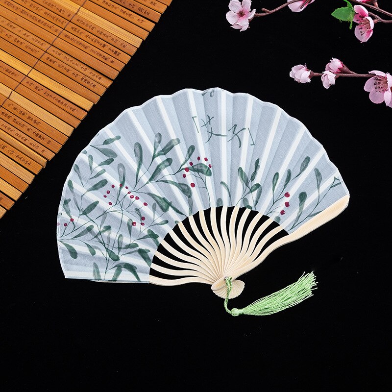 1Pcs Retro Vouwen Zijde Fan Chinese Japanse Stijl Decoratieve Vrouwen Vrouwelijke Pocket Bamboe Handvat Fan Dance Hand Decoratie Fan: Spring