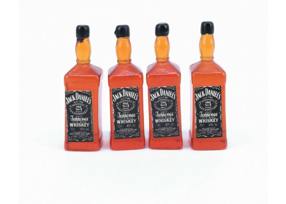 Miniatuur eten play scène model Poppenhuis mini accessoires 4 whisky flessen: Jack