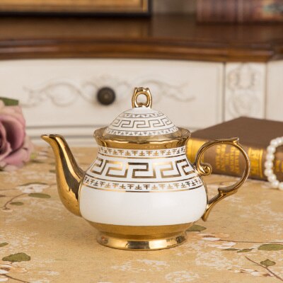 European Style Vintage Gold 1380mL Ceramic Coffee Pot Set Large Capacity Teapot Luxury Milk Pot English Flower Tea Set: C