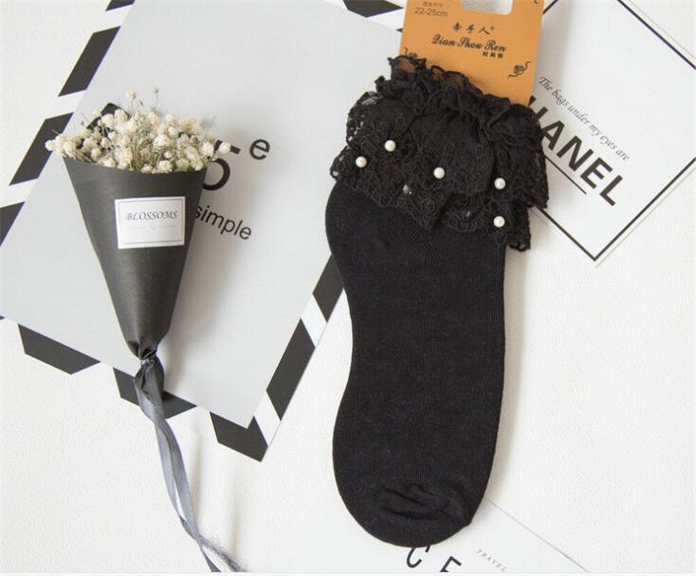 Chaussettes Lolita en dentelle couleur unie pour femmes, jolies chaussettes de princesse en coton, B415: black