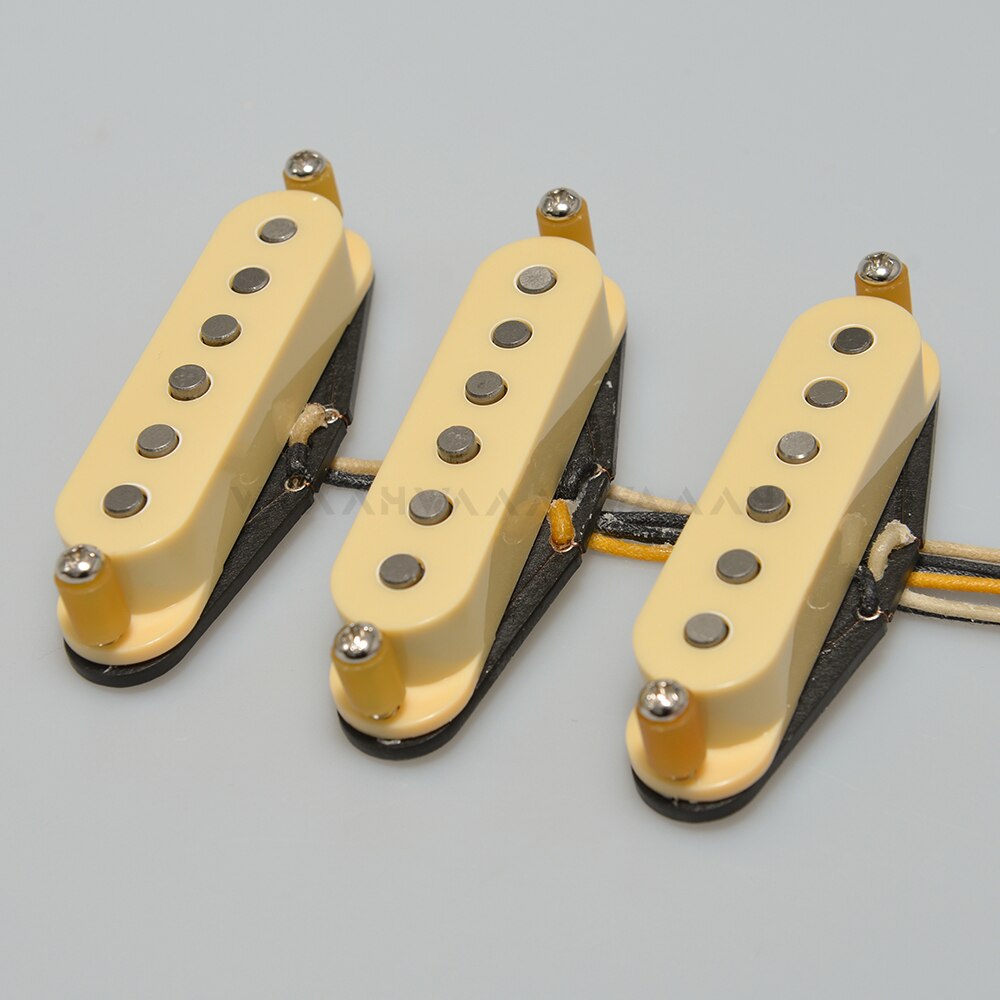 Alnico 3 SSS Surfari Handwound Guitar Pickups Vintage 1954 Single Coil for ST style Guitars N/M/B For ST Guitar Yellow Cover: Yellow