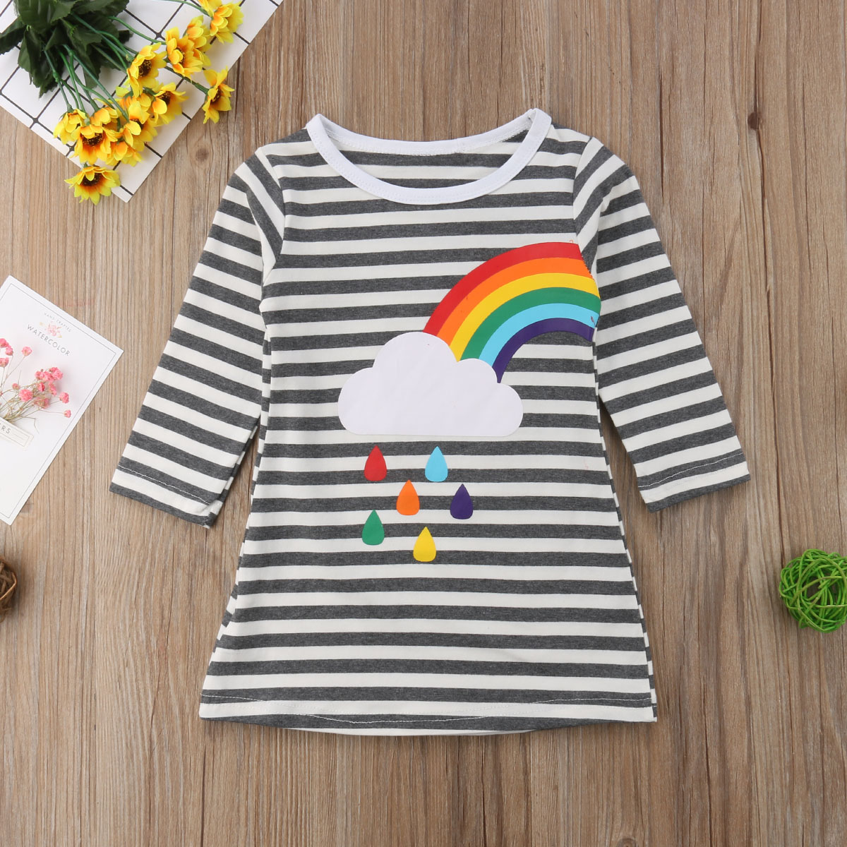 2018 nuova Primavera Autunno Bella Causale Del Bambino Del Bambino Delle Ragazze del Vestito A Maniche Lunghe Arcobaleno Stampa A Righe Vestito Da A-Line 2 Stile 1-6Y