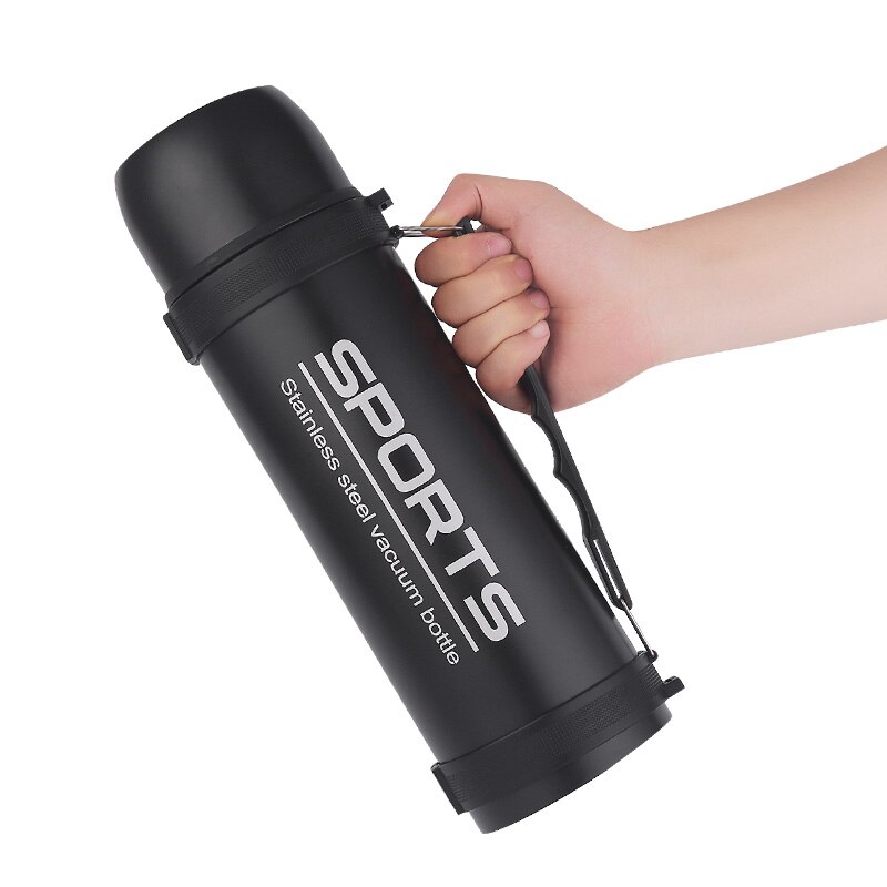 Grote Capaciteit Roestvrijstalen Thermoskan Outdoor Reizen Sport Persoonlijkheid Water Cup Draagbare Isolatie Vacuüm Cup 1.5L / 2L