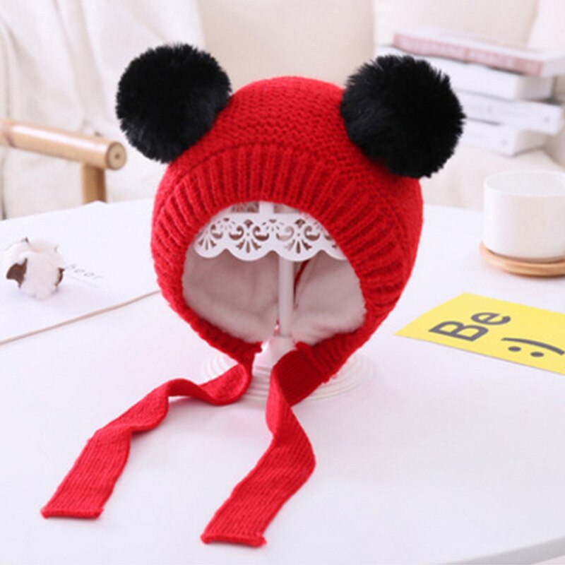 Sombrero liso para bebé, niña y niño, accesorios cálidos para invierno, sombrero de otoño, gorros con orejeras para niño de 2 a 5 años: Rojo