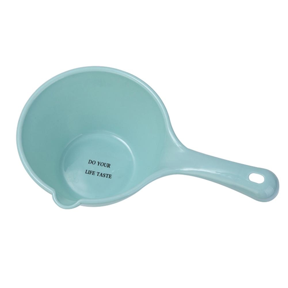Plastic Thickened Water Scoop Kitchen Long-handle Water Scoop Shower Scoop for Baby Children