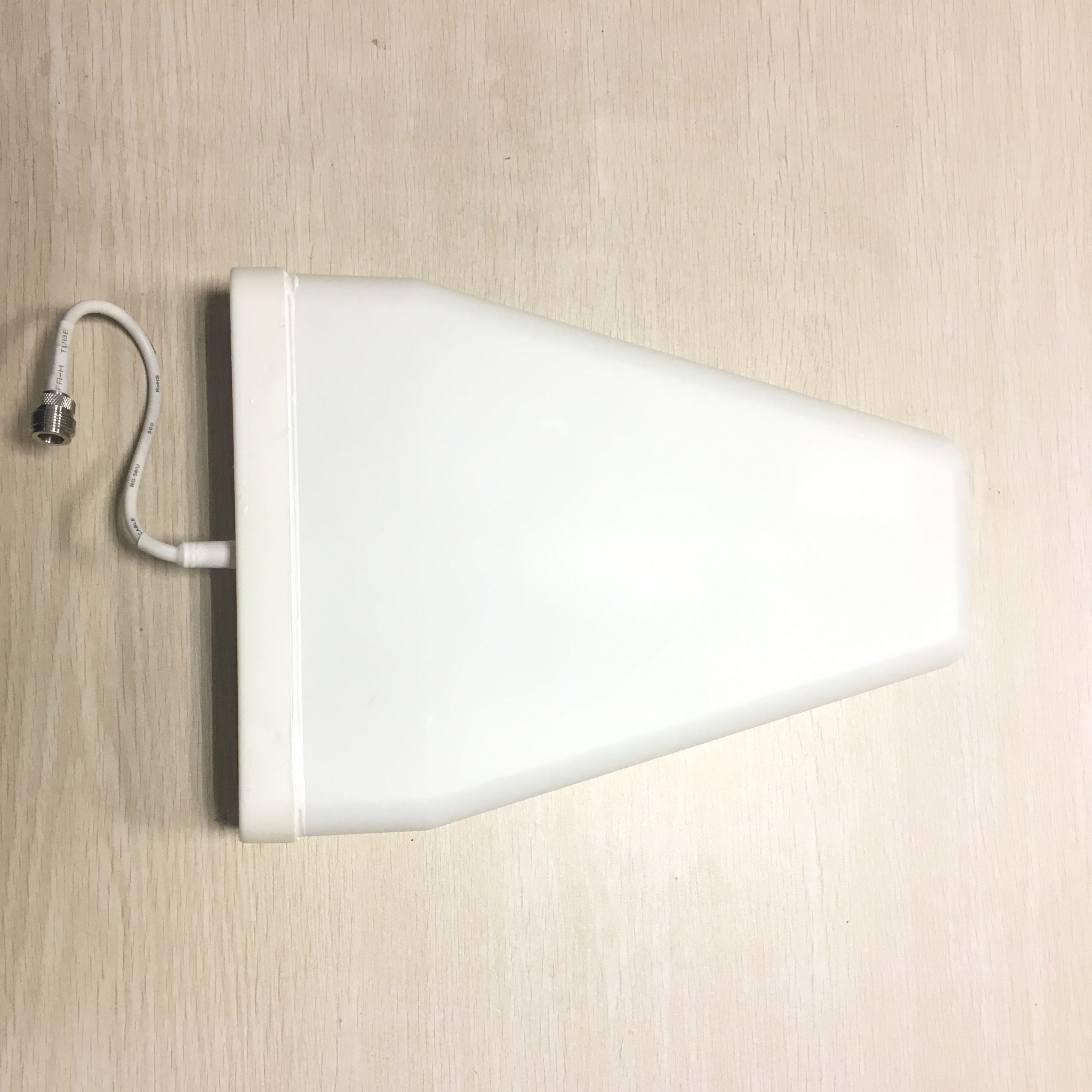 Antenne externe GSM 2G 3G 4G LPDA 800 – 2700 Log périodique répéteur de Signal pour téléphone portable, double bande